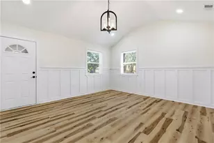 19 Robin Hood Dr, Savannah, GA 31406 - Photo 7