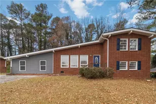 3035 McLendon Cir NW, Atlanta, GA 30318 - Photo 1