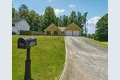 6445 Marsham Drive, Atlanta, GA 30349 - Photo 3