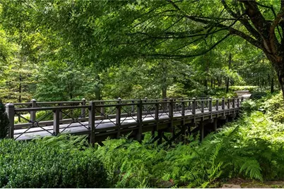 1727 W Paces Ferry Road NW, Atlanta, GA 30327 - Photo 5