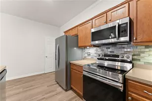 119 Holiday Rd, Buford, GA 30518 - Photo 15