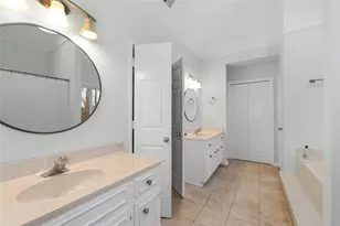 1050 York Trace SW, Marietta, GA 30064 - Photo 17