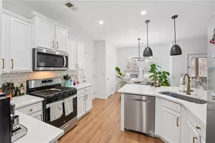 218 Haleys Ct, Woodstock, GA 30188 - Photo 17