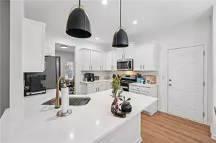 218 Haleys Ct, Woodstock, GA 30188 - Photo 15