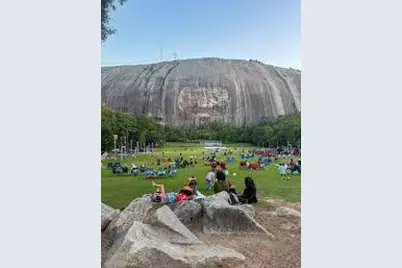 432 Rock Meadow Drive, Stone Mountain, GA 30088 - Photo 39