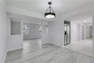 432 Rock Meadow Dr, Stone Mountain, GA 30088 - Photo 9