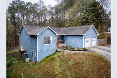 1446 River Falls View, Monroe, GA 30655 - Photo 3