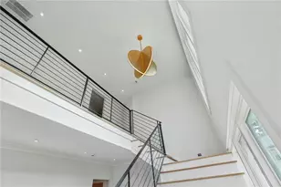 825 Kenry Ct, Atlanta, GA 30342 - Photo 29