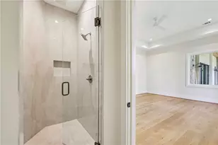 825 Kenry Ct, Atlanta, GA 30342 - Photo 37