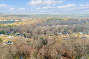 4661 Spring Ridge Dr, Flowery Branch, GA 30542 - Photo 5