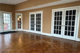 2439 Fair Oaks Dr, Jonesboro, GA 30236 - Photo 9