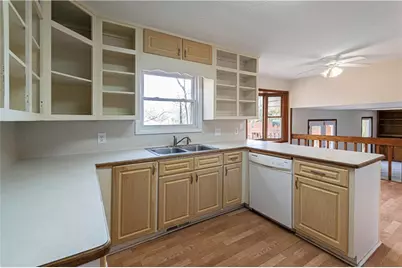 1985 Branch Valley Drive, Roswell, GA 30076 - Photo 9