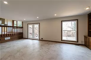 1985 Branch Valley Dr, Roswell, GA 30076 - Photo 13