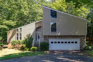 1985 Branch Valley Dr, Roswell, GA 30076 - Photo 1