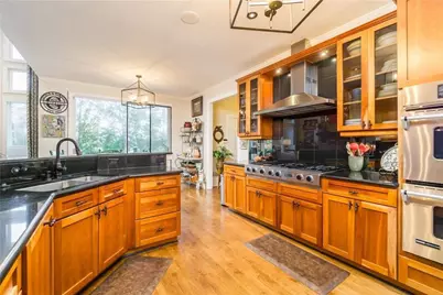 2819 Point Overlook, Gainesville, GA 30501 - Photo 17