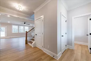 204 Knollwood Dr, Canton, GA 30015 - Photo 9