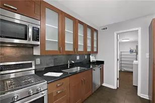 946 Bobcat Ct SE, Marietta, GA 30067 - Photo 9