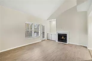 106 Ivy Green Ct SE, Marietta, GA 30067 - Photo 3