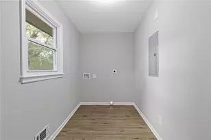 120 Kings Ct, Lawrenceville, GA 30044 - Photo 9