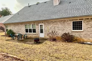 283 Grand Ashbury Ln, Buford, GA 30518 - Photo 3