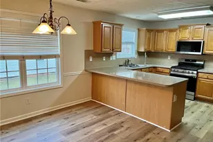 283 Grand Ashbury Ln, Buford, GA 30518 - Photo 17