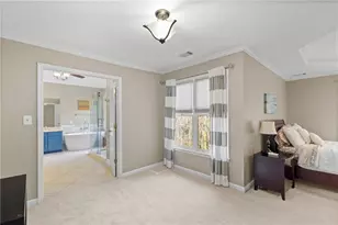 1023 Hawk Creek Trail, Lawrenceville, GA 30043 - Photo 25