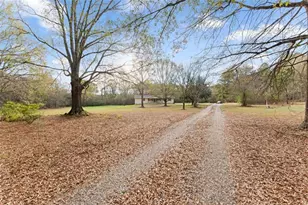 1150 Boyd Rd, Statham, GA 30666 - Photo 9
