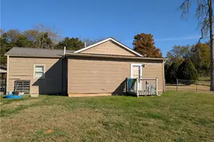 240 Benedict Loop, Cedartown, GA 30125 - Photo 3