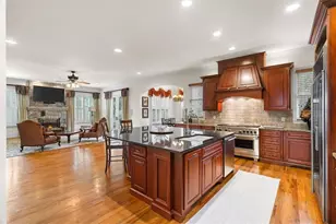 2252 Parkwood Pl Ct SE, Smyrna, GA 30080 - Photo 9