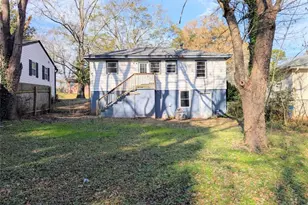 1960 Taylor Ave, East Point, GA 30344 - Photo 15