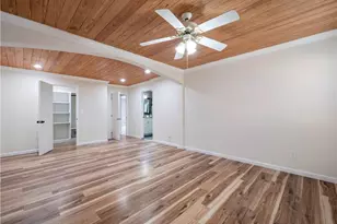 1362 Craig Dr, Sugar Hill, GA 30518 - Photo 13