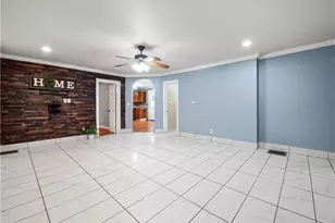 1362 Craig Dr, Sugar Hill, GA 30518 - Photo 7