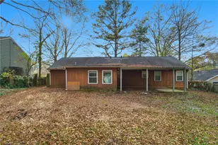 1252 Sherwood Dr, Norcross, GA 30093 - Photo 9