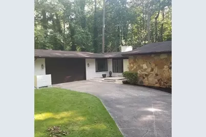 6068 Dee Court, Stone Mountain, GA 30087 - Photo 3