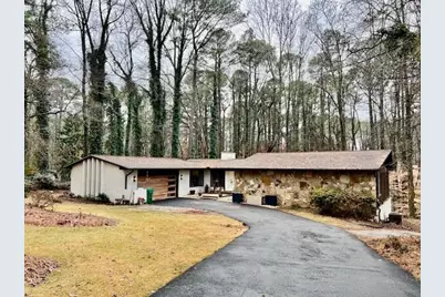 6068 Dee Court, Stone Mountain, GA 30087 - Photo 5