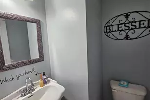 105 Queensland Ln, Covington, GA 30016 - Photo 15