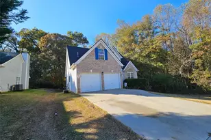 105 Queensland Ln, Covington, GA 30016 - Photo 3