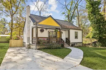 1770 S Olympian Way SW, Atlanta, GA 30310 - Photo 1