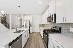 6933 Winchester Pl, Fairburn, GA 30213 - Photo 15