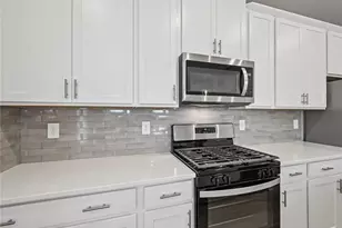 6925 Winchester Pl, Fairburn, GA 30213 - Photo 11