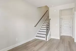 5960 Molo Ln, Cumming, GA 30041 - Photo 3