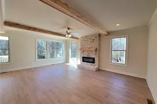 4795 Fairways Ln, Jefferson, GA 30549 - Photo 7