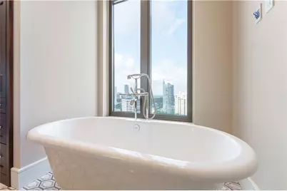 3376 Peachtree Road NE #35A, Atlanta, GA 30326 - Photo 9