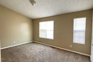 5869 Strathmoor Manor Cir, Lithonia, GA 30058 - Photo 3