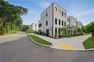 2144 Tidwell Ln, Atlanta, GA 30318 - Photo 17