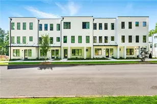 2144 Tidwell Ln, Atlanta, GA 30318 - Photo 3