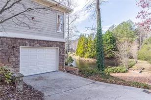 2169 Glenmore Ln, Snellville, GA 30078 - Photo 11