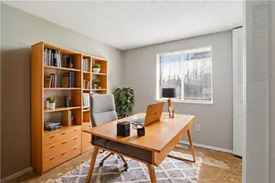 330 Hembree Forest Cir, Roswell, GA 30076 - Photo 5