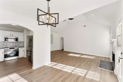 5805 Marbut Road, Lithonia, GA 30058 - Photo 13