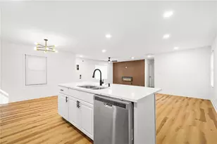 766 Pegg Rd SW, Atlanta, GA 30315 - Photo 13